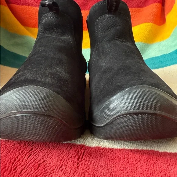 Keen Black Winter Boots - Picture 3 of 14